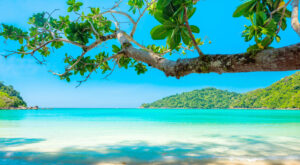 Image of beach and sunshine